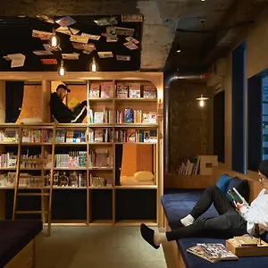 Book And Bed Ikebukuro Auberge de jeunesse